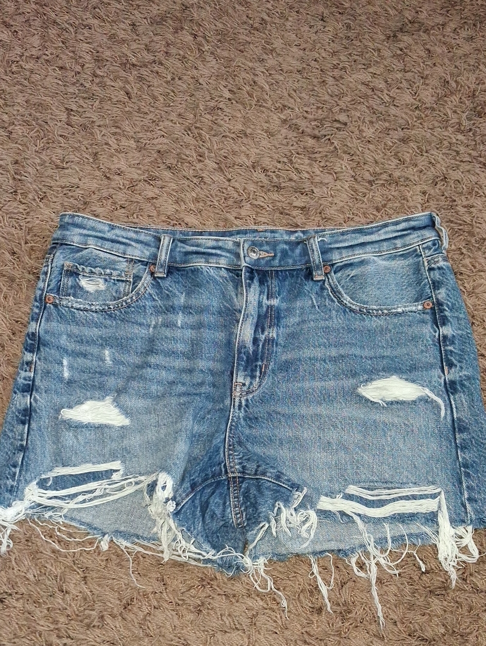 Women's American Eagle Mom Shorts Distressed Blue Denim Size 14